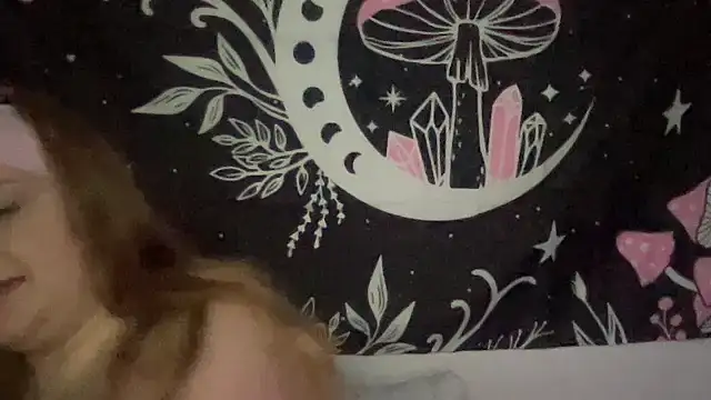 thickgingergoddess online show from February 8, 4:36 am