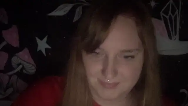 thickgingergoddess online show from February 13, 10:33 pm