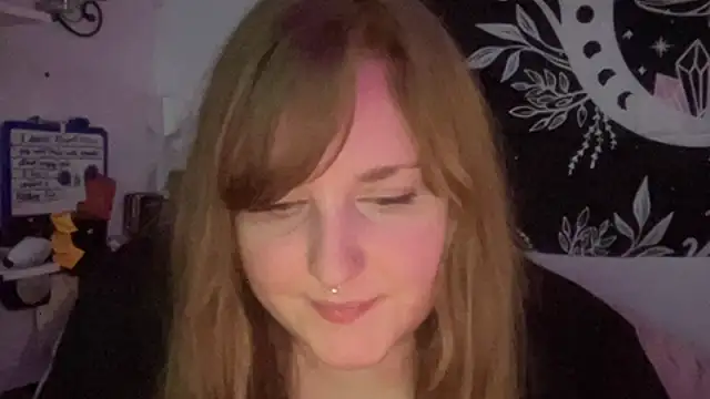 thickgingergoddess online show from February 24, 5:00 am
