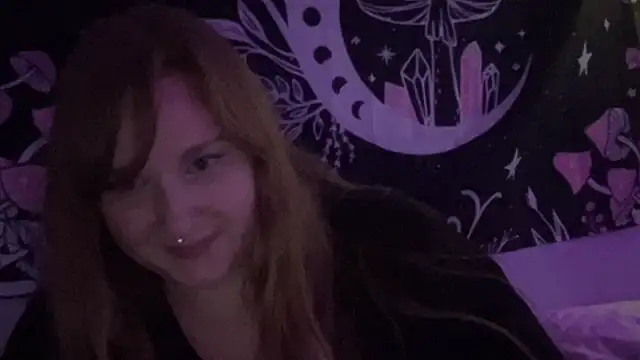 thickgingergoddess online show from February 24, 8:06 am