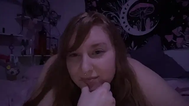thickgingergoddess online show from March 12, 4:30 am