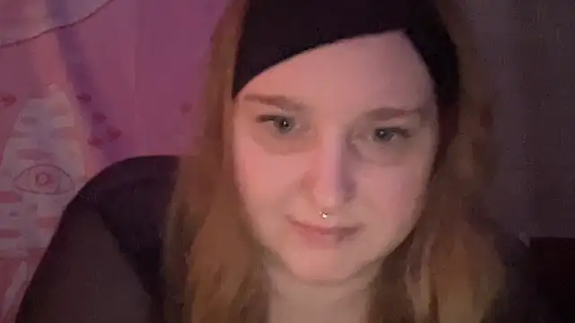 thickgingergoddess online show from March 22, 9:42 pm
