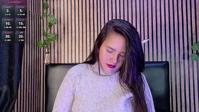 Snapshot of Victoria_Ponce1 chatting on September 30, 8:47 pm Victoria Ponce1 online show from September 30, 8:47 pm