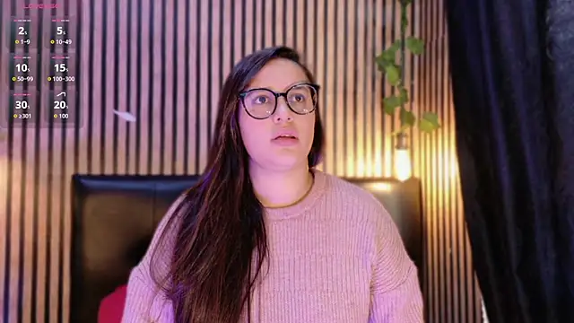 Snapshot of Victoria_Ponce1 chatting on October 4, 9:35 pm Victoria Ponce1 online show from October 4, 9:35 pm