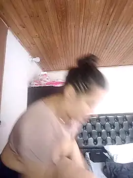 Snapshot of Victoria_Ponce1 chatting on October 12, 6:51 pm Victoria Ponce1 online show from October 12, 6:51 pm