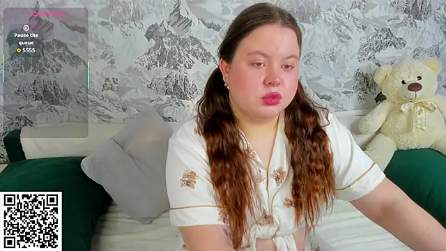 Lisa Payne online show from November 2, 9:22 am