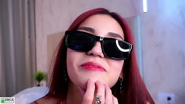 Snapshot of AnnisCharlton chatting on December 6, 2:17 pm AnnisCharlton online show from December 6, 2:17 pm