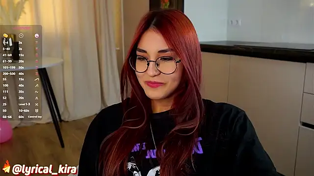 Snapshot of AnnisCharlton chatting on December 22, 11:22 am AnnisCharlton online show from December 22, 11:22 am