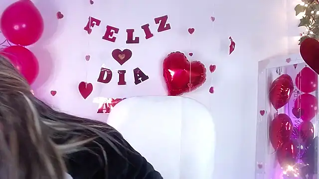 Snapshot of salome_drasin chatting on February 18, 5:42 am salome drasin online show from February 18, 5:42 am