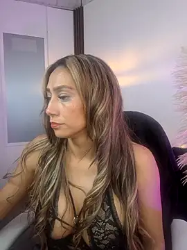 Snapshot of salome_drasin chatting on September 11, 6:19 pm salome drasin online show from September 11, 6:19 pm