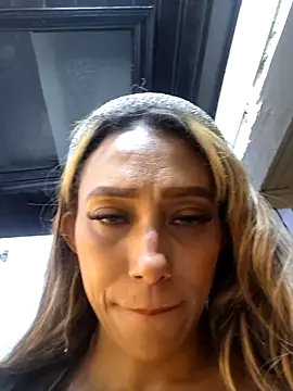 Snapshot of salome_drasin chatting on October 3, 1:57 am salome drasin online show from October 3, 1:57 am