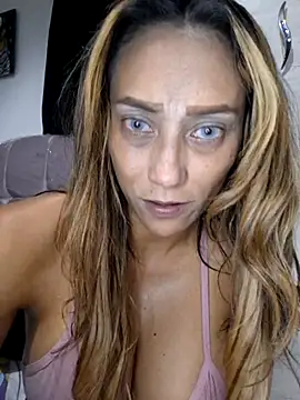 salome drasin online show from May 8, 11:21 pm