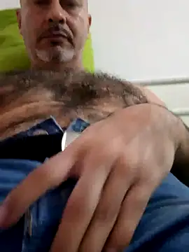 Snapshot of Juan_45 chatting on June 23, 6:17 pm Juan 45 online show from June 23, 6:17 pm