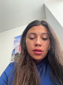 Snapshot of LIZ-06_ chatting on February 12, 1:17 pm LIZ-06 online show from February 12, 1:17 pm