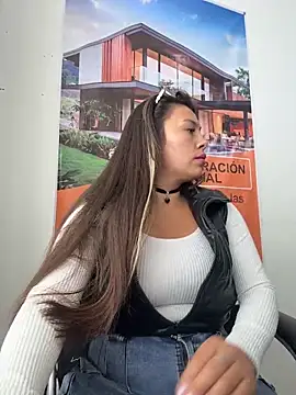 Snapshot of LIZ-06_ chatting on March 19, 4:44 pm LIZ-06 online show from March 19, 4:44 pm