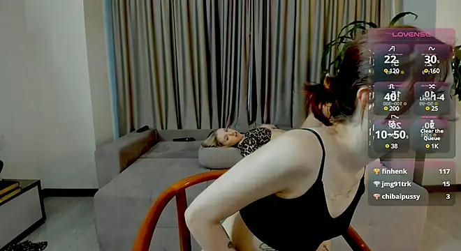 KimStevens online show from December 19, 11:07 am