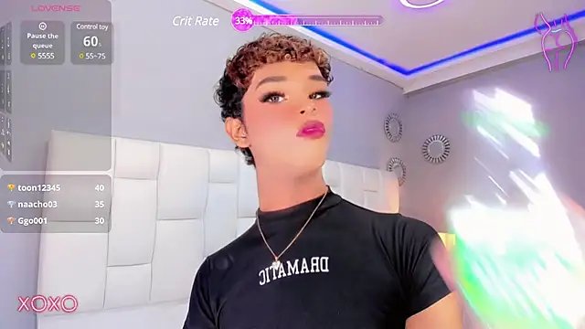 Eva Rosss online show from December 22, 11:00 am