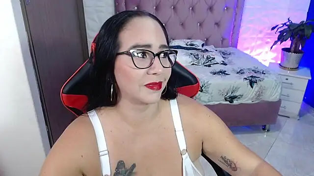 ashleylove prg online show from December 13, 4:22 am