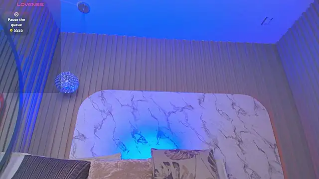 Franchesca De Luca online show from October 28, 11:18 pm