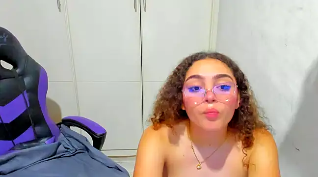 Snapshot of Lily_anal_squirt_ chatting on December 26, 10:41 pm Lily anal squirt online show from December 26, 10:41 pm