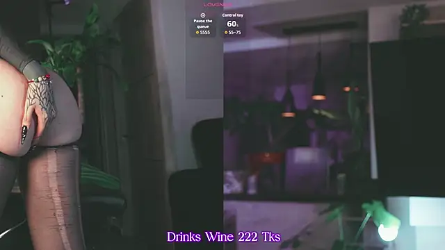 Trinity   s online show from April 3, 3:59 am