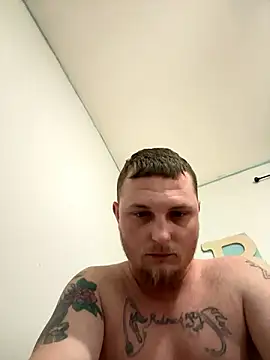 Snapshot of Badazzcouple chatting on December 6, 4:25 am Badazzcouple online show from December 6, 4:25 am