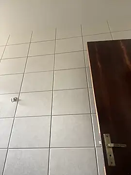 alexxng online show from February 7, 5:07 pm