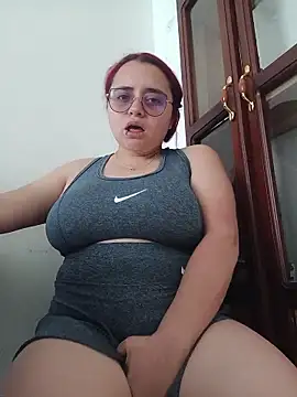 CURVY-HORNY online show from January 17, 6:55 pm