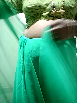 Cute-chinny online show from February 8, 4:14 am