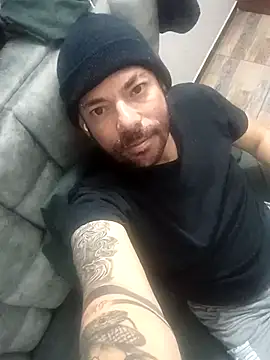 Ricooooo72 online show from April 15, 5:03 am