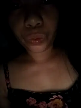 Snapshot of Pussy_delicious chatting on November 2, 1:57 pm Pussy delicious online show from November 2, 1:57 pm