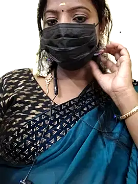 sheela28 online show from December 6, 5:00 pm