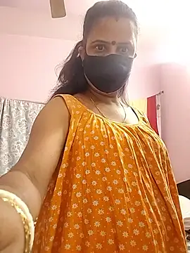 Snapshot of Cute-manisha chatting on January 6, 3:10 am Cute-manisha online show from January 6, 3:10 am