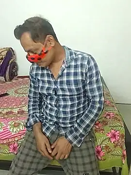 Snapshot of Cute-manisha chatting on January 13, 5:40 pm Cute-manisha online show from January 13, 5:40 pm