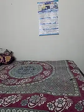 Snapshot of Cute-manisha chatting on February 20, 2:41 am Cute-manisha online show from February 20, 2:41 am