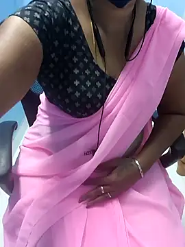 Snapshot of selvi_selvi chatting on December 16, 4:49 pm selvi selvi online show from December 16, 4:49 pm