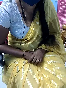 Snapshot of selvi_selvi chatting on December 19, 4:13 pm selvi selvi online show from December 19, 4:13 pm