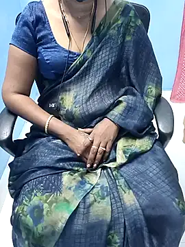 Snapshot of selvi_selvi chatting on January 19, 5:28 pm selvi selvi online show from January 19, 5:28 pm