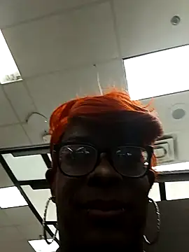 kobrashekyng online show from October 6, 5:43 pm