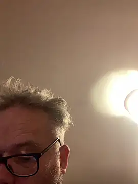 patentheelman74 online show from December 13, 12:31 am
