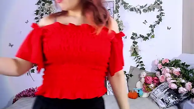 Snapshot of Myamyali chatting on December 29, 3:57 pm Myamyali online show from December 29, 3:57 pm