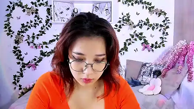 Snapshot of Myamyali chatting on December 30, 7:32 pm Myamyali online show from December 30, 7:32 pm