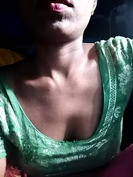 Snapshot of Kajal__Mehra chatting on June 30, 8:04 am Kajal Mehra online show from June 30, 8:04 am