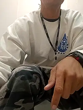 Snapshot of CirocObama69 chatting on January 11, 12:54 pm CirocObama69 online show from January 11, 12:54 pm