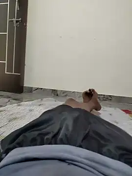 Snapshot of raamcxy chatting on December 10, 2:39 pm raamcxy online show from December 10, 2:39 pm