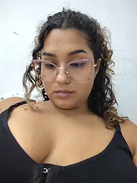 BrendaGirs online show from May 12, 2:41 am