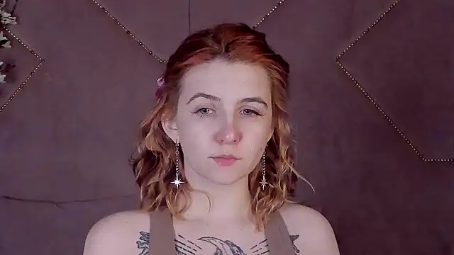Snapshot of Melanie_Stoun chatting on February 25, 11:19 am Melanie Stoun online show from February 25, 11:19 am