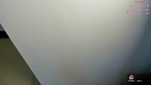 stephanya  online show from October 30, 7:25 pm