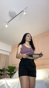 Snapshot of SHARONN____ chatting on February 10, 4:05 am SHARONN online show from February 10, 4:05 am