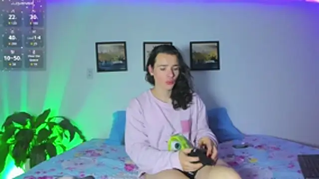 elafranco  online show from November 21, 4:44 am